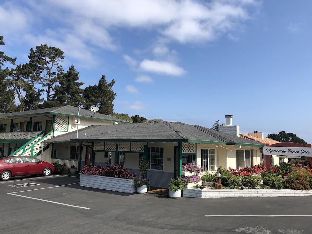 Monterey Pines Inn Exteriér fotografie
